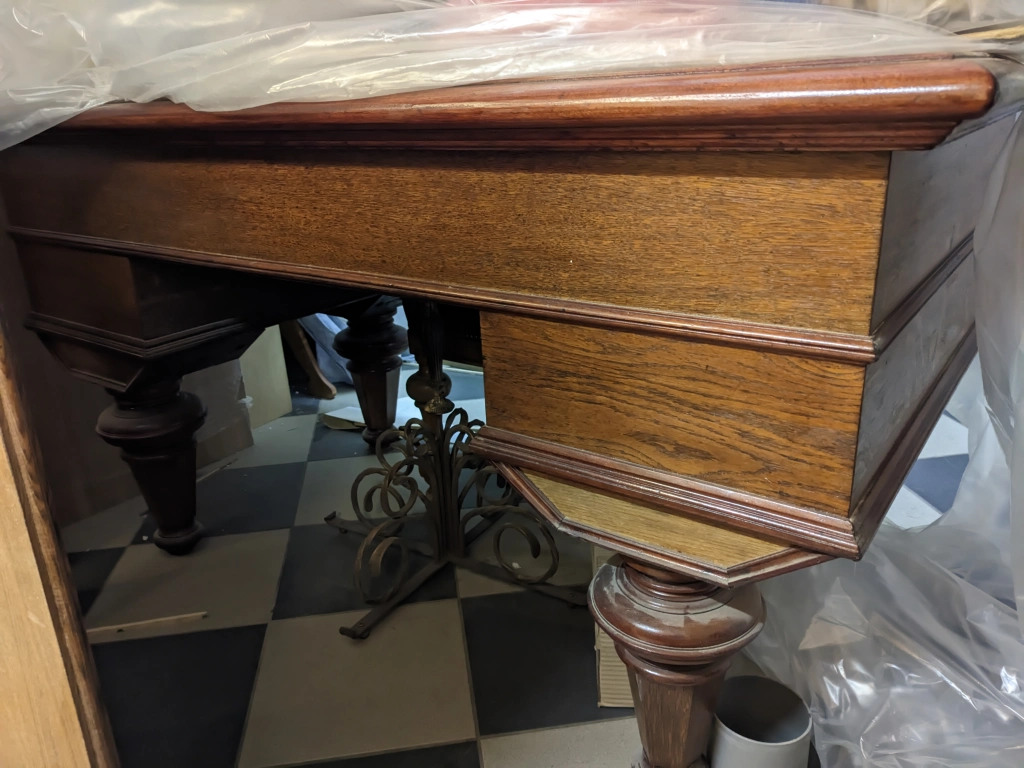 Стол двухтумбовый антикварный массив шпон — изображение 8