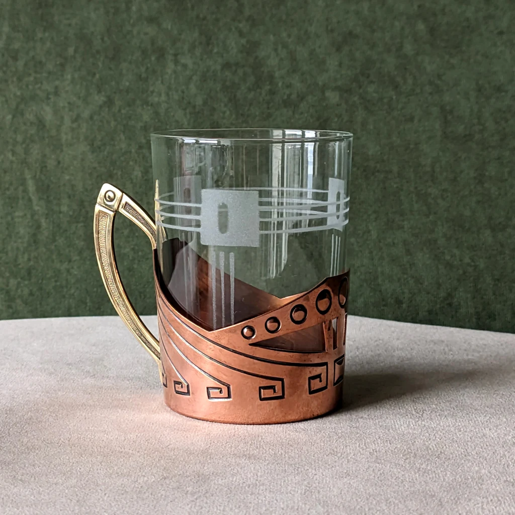 Полноразмерный подстаканник в стиле Арт-Нуво, Модерн — изображение 10