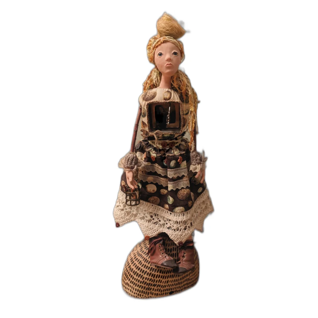 Кукла - женщина с распахнутой душой? без сердца, но со светочем в груди? — изображение 2